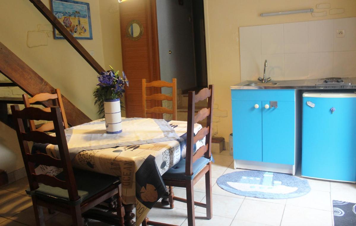 Chez Martine Et Bernard Bed & Breakfast Saint-Vincent-Sterlanges Exterior foto